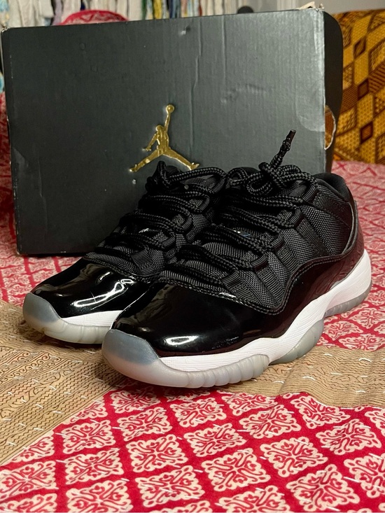 Jordan Shoes - Air Jordan 11 Retro Low "Space Jam" Unisex Youth 5/Women’s 6.5/Mens 5
